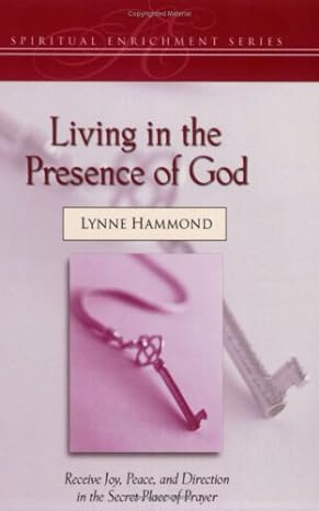 Living In The Presence Of God PB - Lynne Hammond